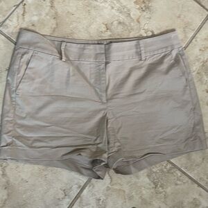 Ann Taylor shorts sz 14